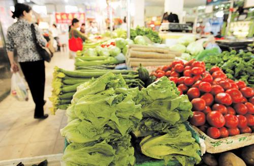 菜价与房价齐飞，为何蔬菜价格却独善其身？